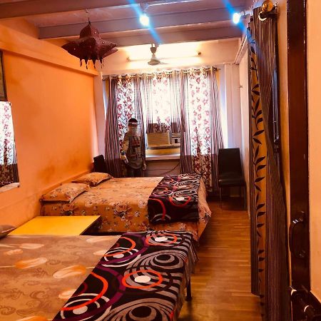 Golden Lodge Varanasi Eksteriør bilde