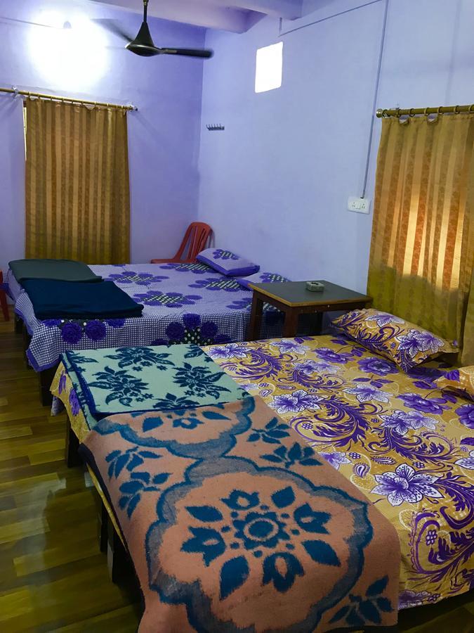 Golden Lodge Varanasi Eksteriør bilde