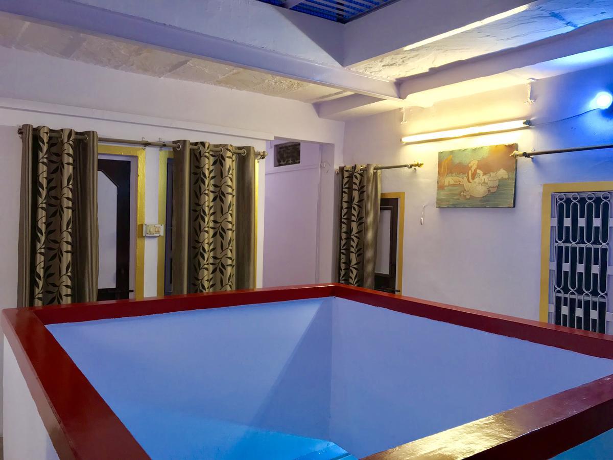 Golden Lodge Varanasi Eksteriør bilde