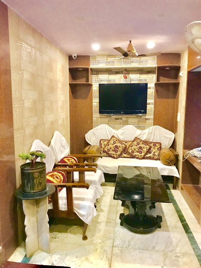 Golden Lodge Varanasi Eksteriør bilde