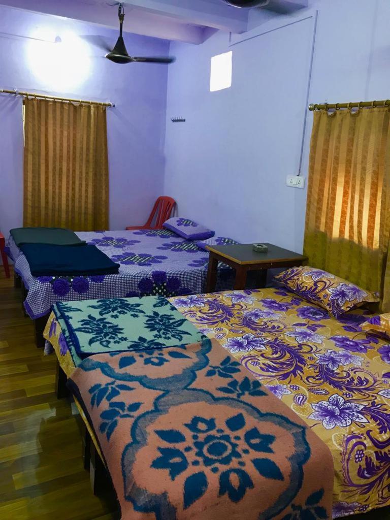 Golden Lodge Varanasi Eksteriør bilde